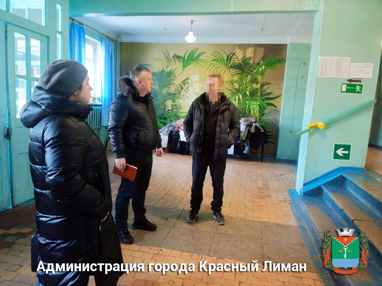 В общежитии г. Енакиево состоялась встреча с эвакуированными краснолиманцами.