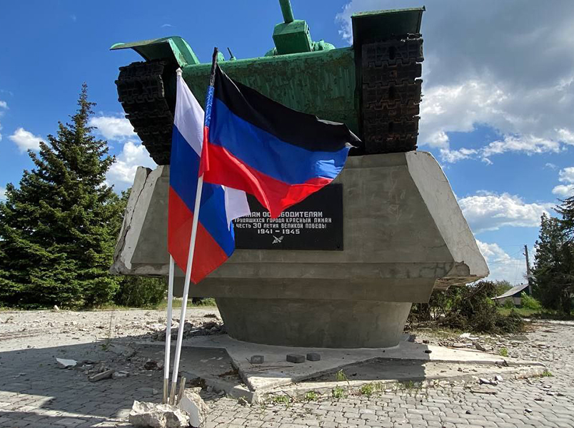 Т-34 - памятник воинам-освободителям.