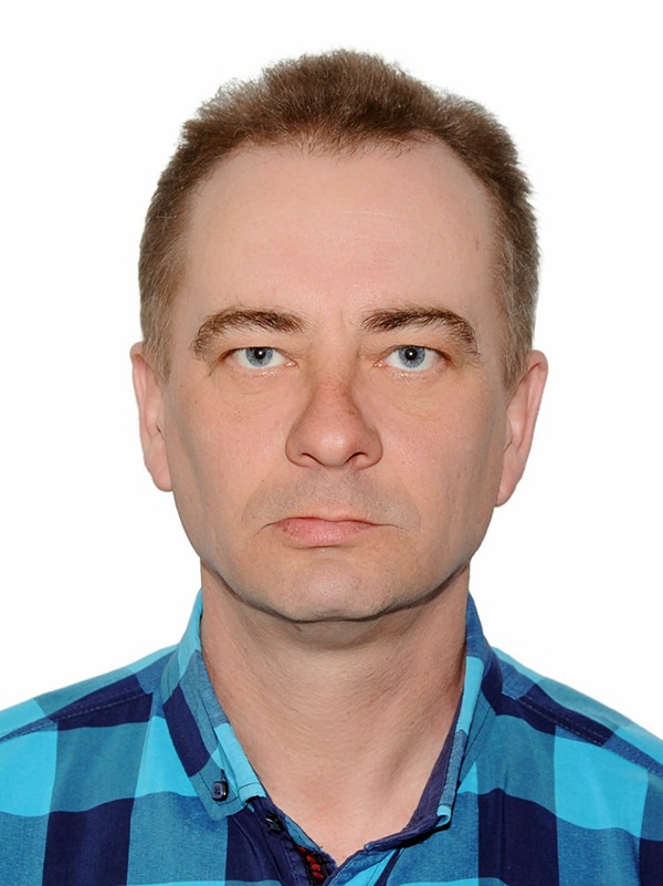 Пономарев Олег Васильевич.