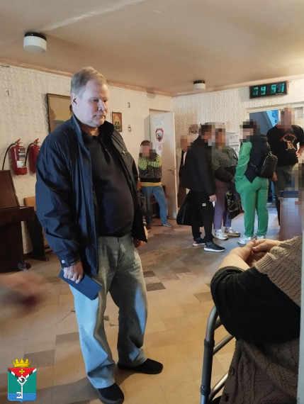 Андрей Самсонов провел встречу с эвакуированными гражданами Краснолиманщины. Андрей Самсонов провел встречу с эвакуированными гражданами Краснолиманщины.
