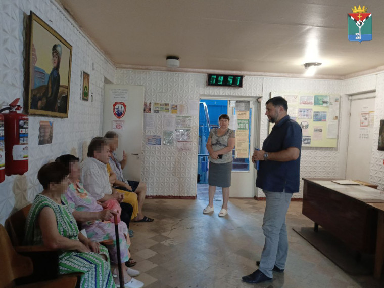 Глава провел встречу с гражданами Краснолиманщины. Глава провел встречу с гражданами Краснолиманщины.